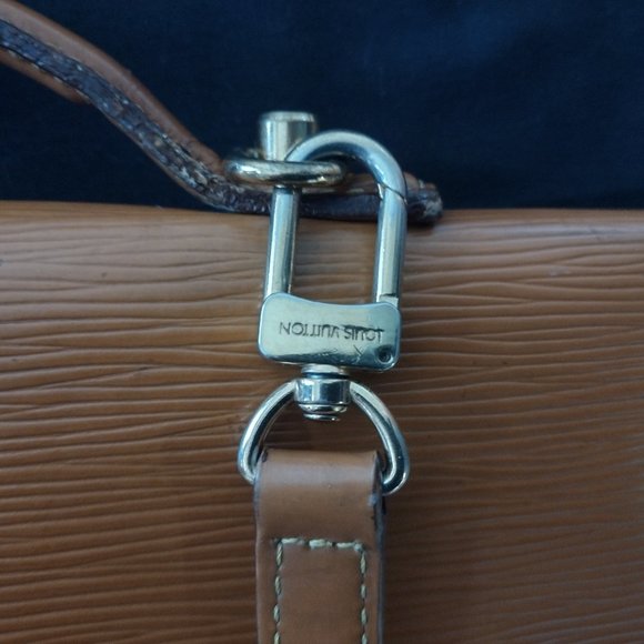 LOUIS VUITTON Epi Leather Men or Women Business Professional Attache Briefcase - Picture 14 of 16